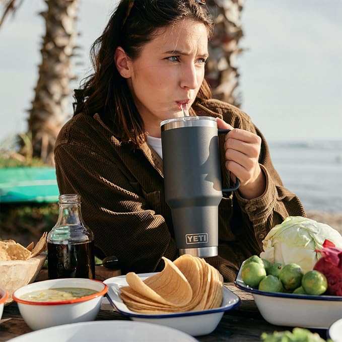 YETI Rambler 42 oz Tumbler with Handle and Straw Lid, Travel Mug Water Tumbler, Vacuum Insulated Cup with Handle, Stainless Steel, Big Sky Blue - Image 6
